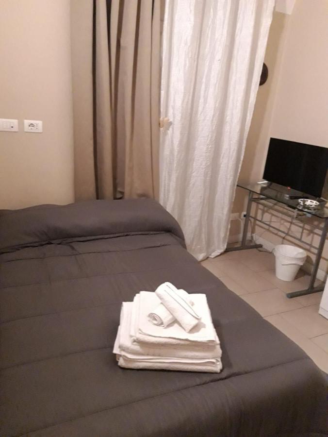 Bastiano'S Rooms カターニア エクステリア 写真