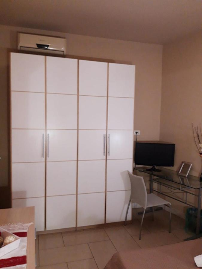 Bastiano'S Rooms カターニア エクステリア 写真
